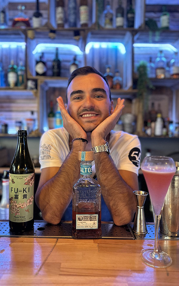 barman sourire